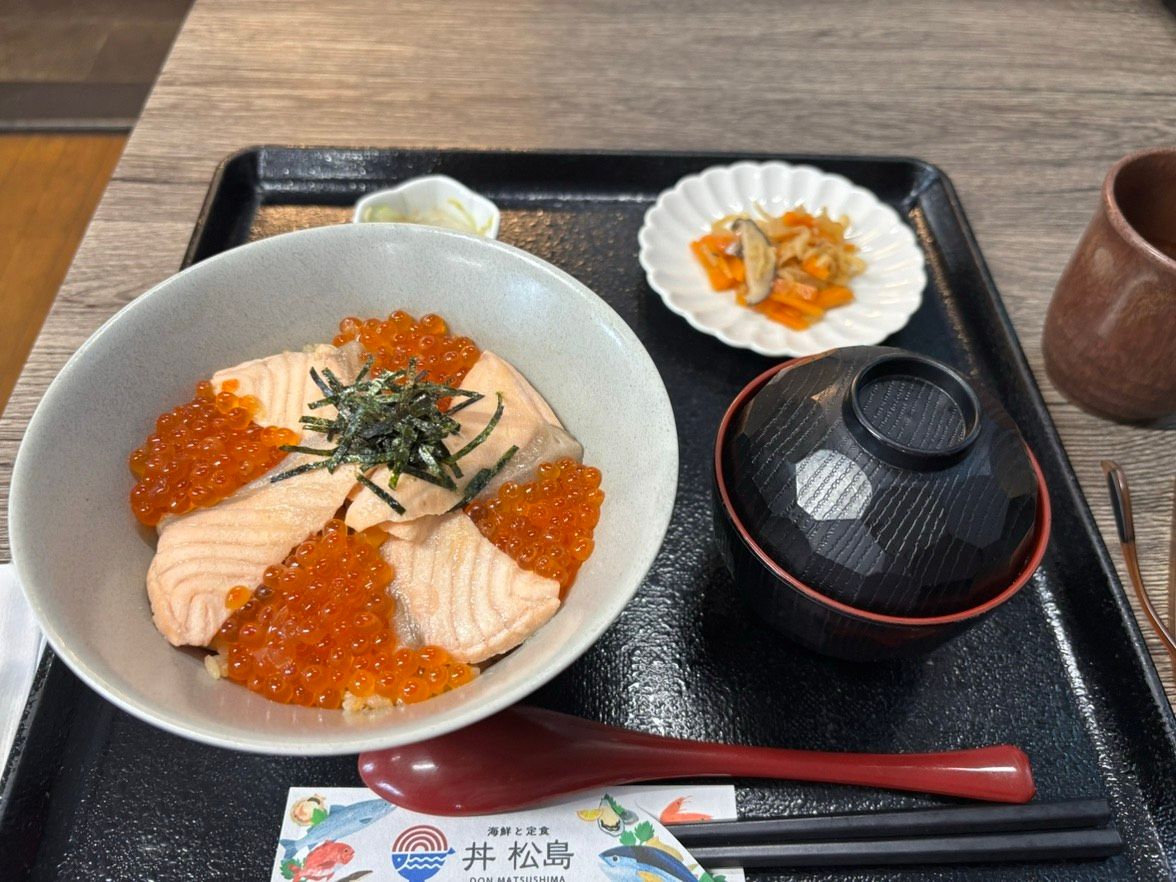 海鮮丼