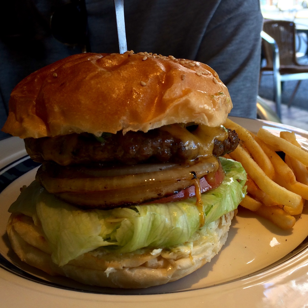 クラシックバーガー