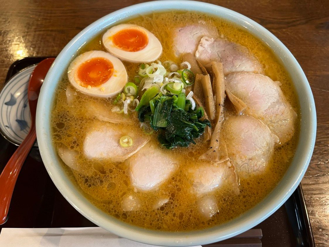 チャーシュースタミナワンタンメン