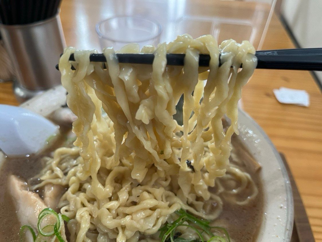 こってり中華　太麺