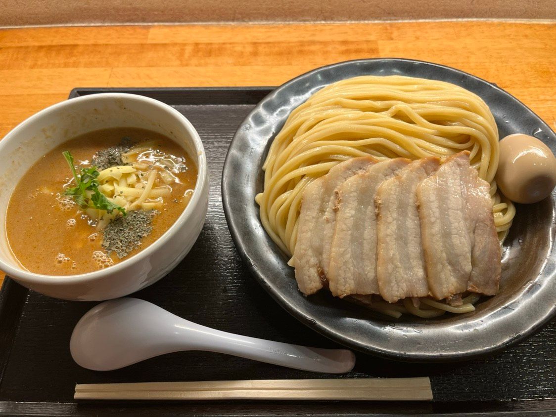完熟トマトとモッツァレラチーズつけ麺＋チャーシュー