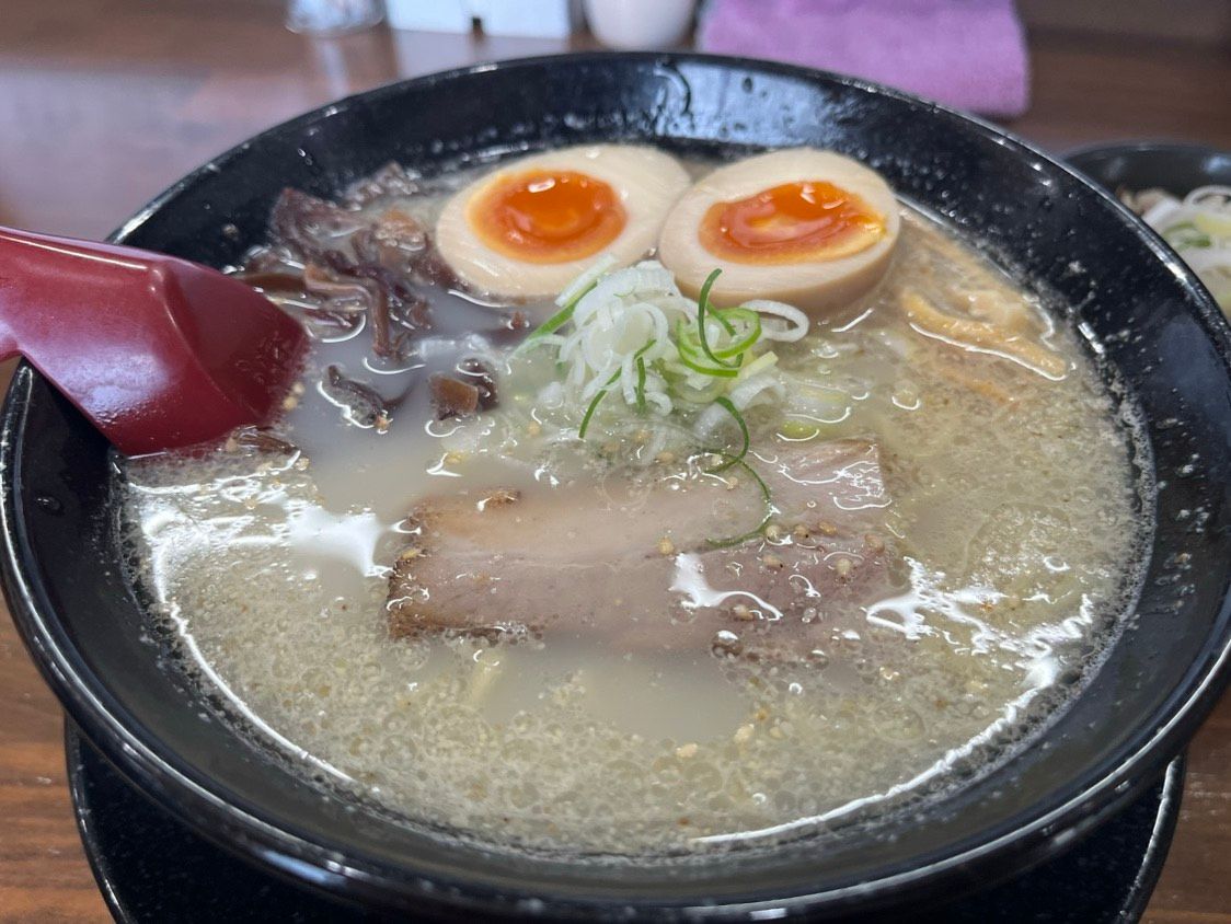 こくしおらーめん+味玉