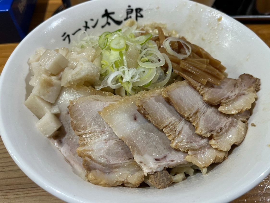 油そば(身入り)+チャーシュー