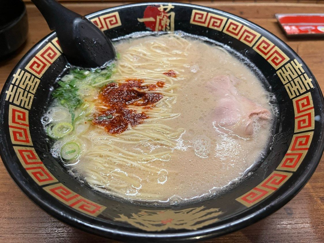 天然とんこつラーメン