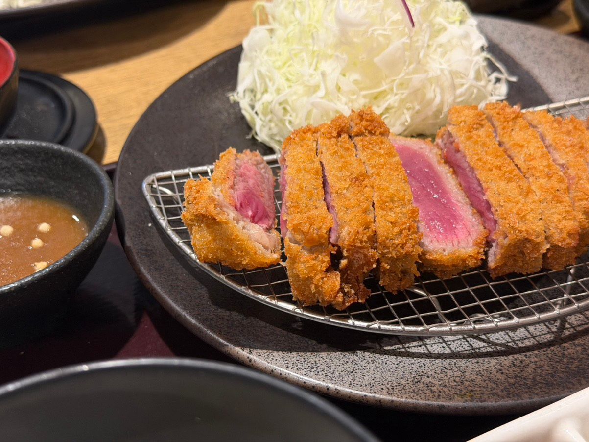 牛カツ定食