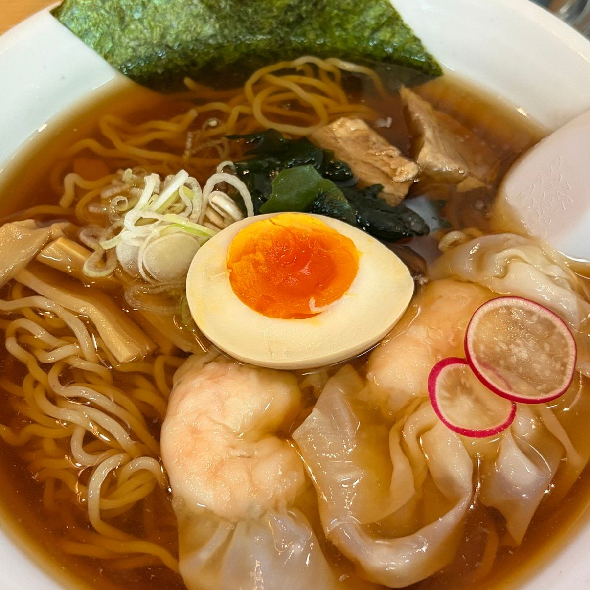冷やしエビワンタン麺