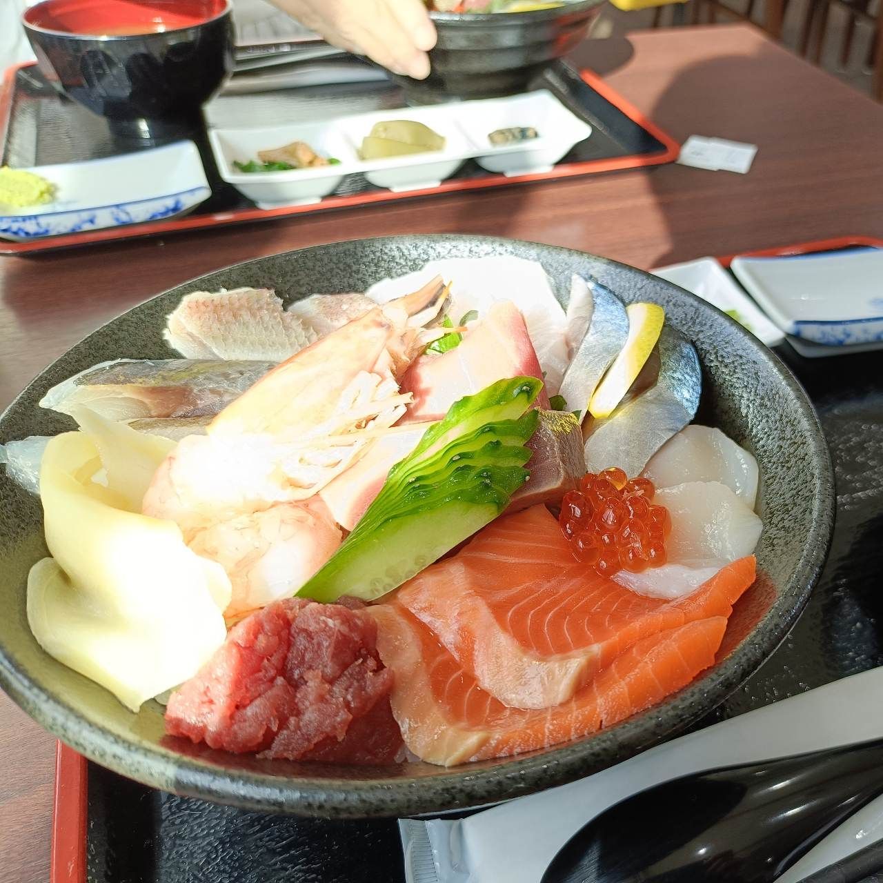海鮮丼