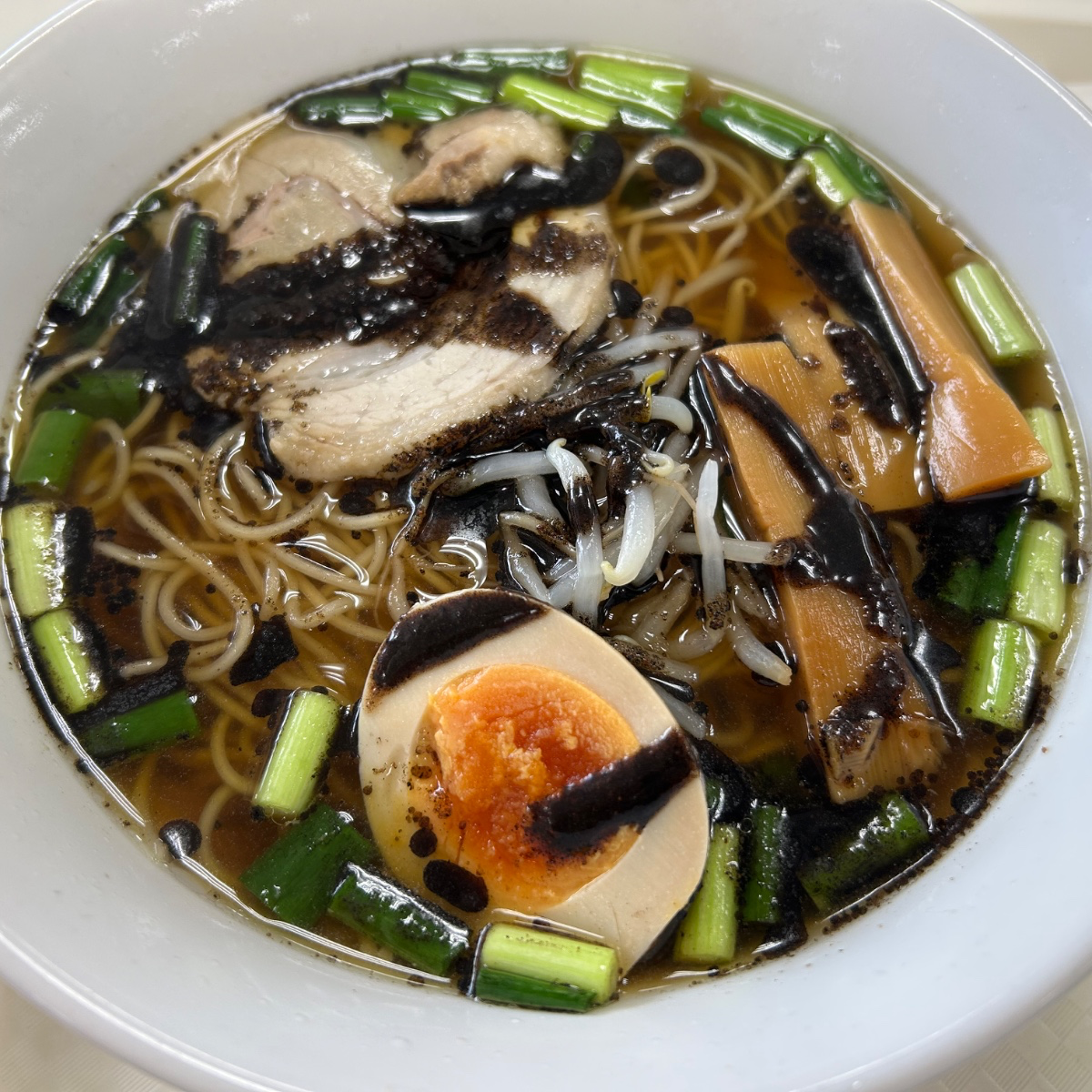 焦がしマー油しょうゆラーメン