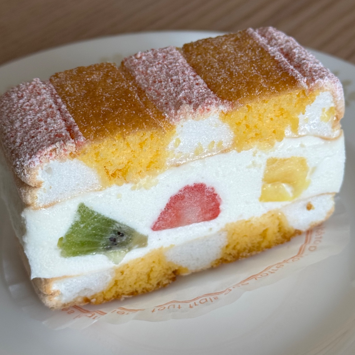 フルーツケーキ