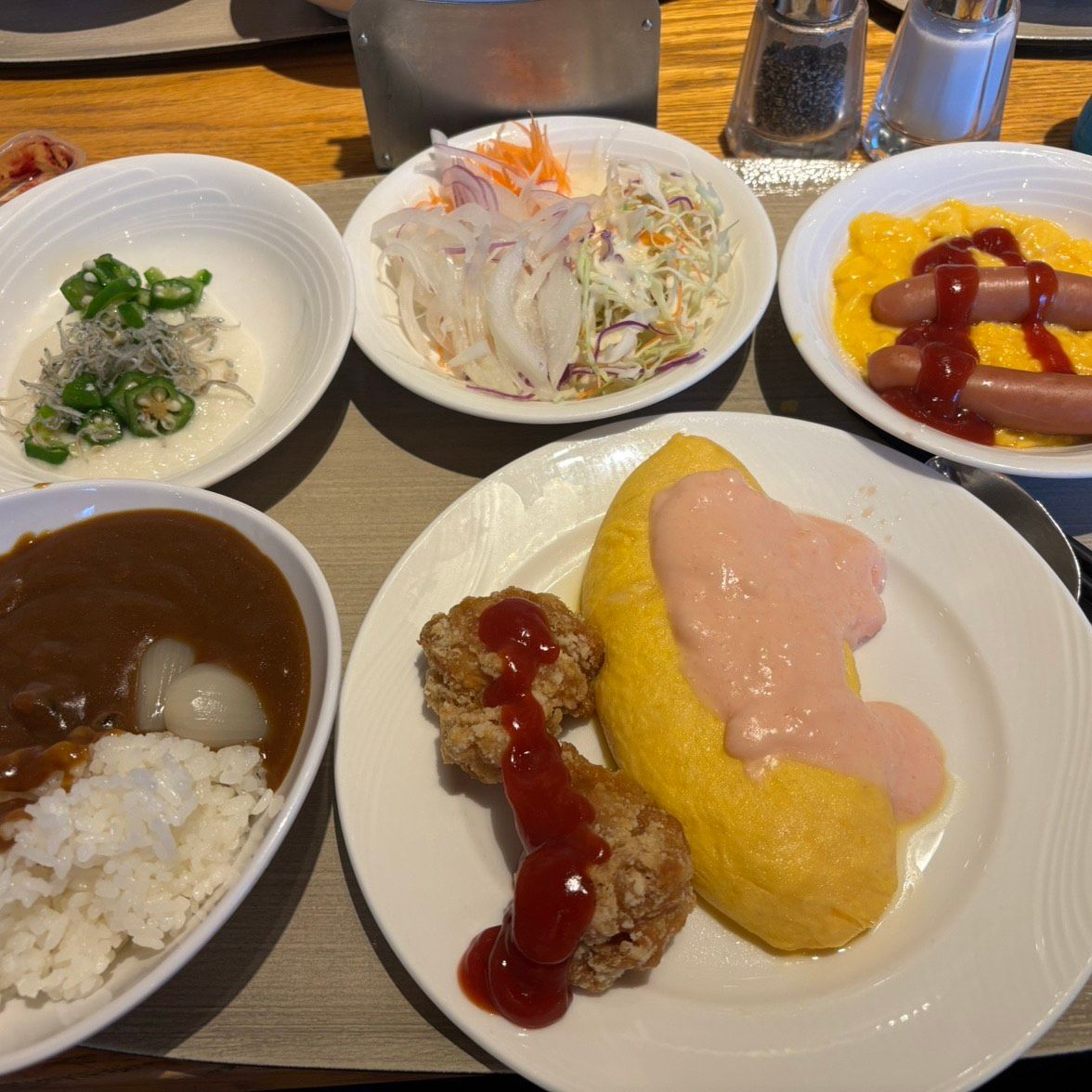 朝食バイキング