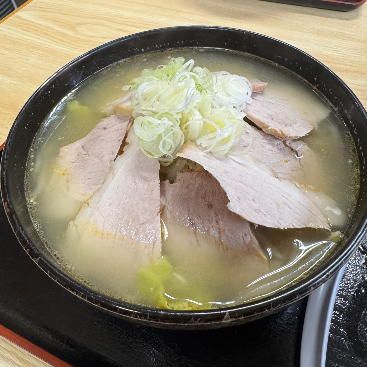 塩ラーメン チャーシュー トッピング