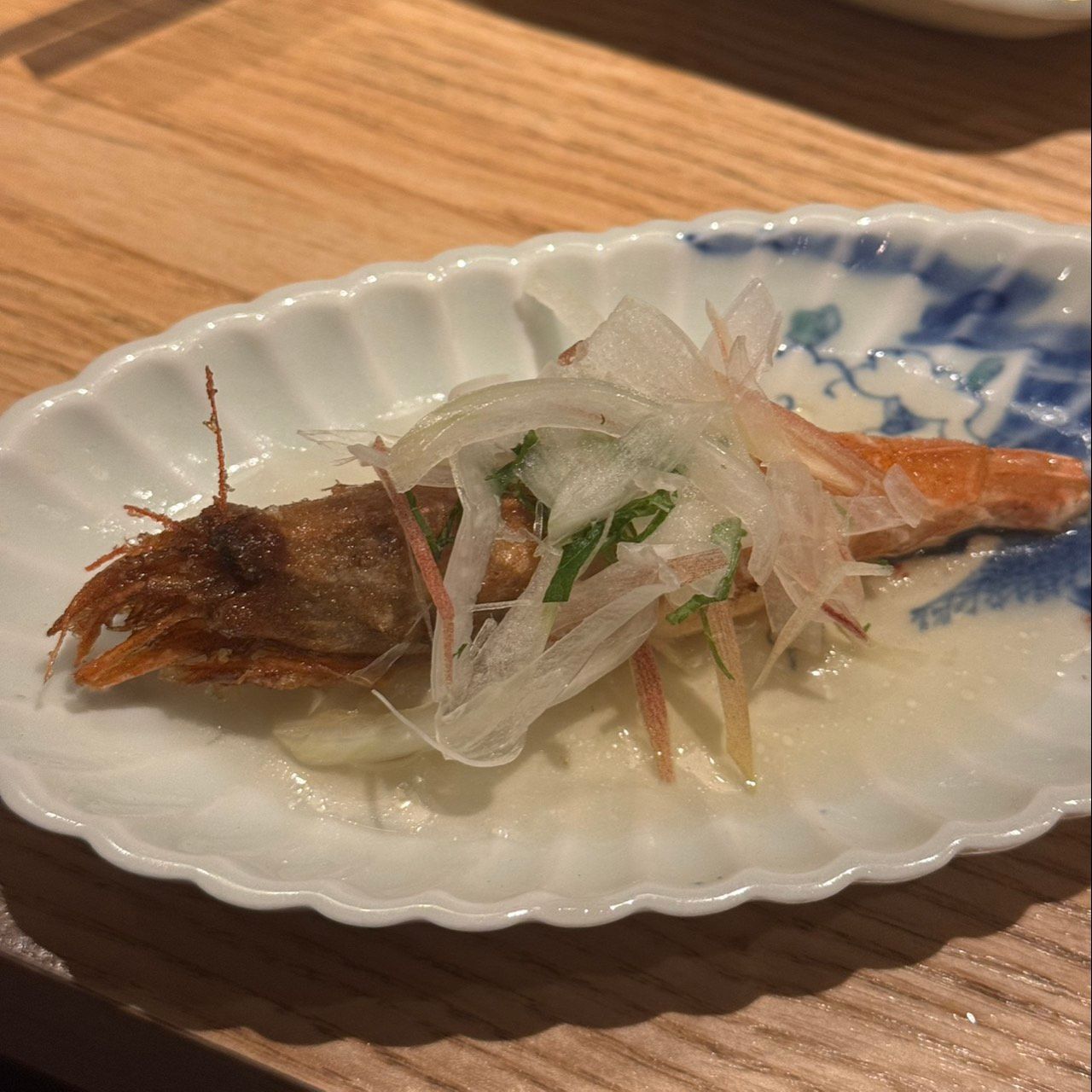 えびの丸揚げ