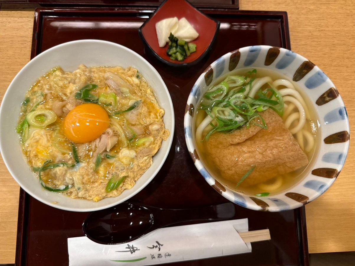親子丼 小うどん付