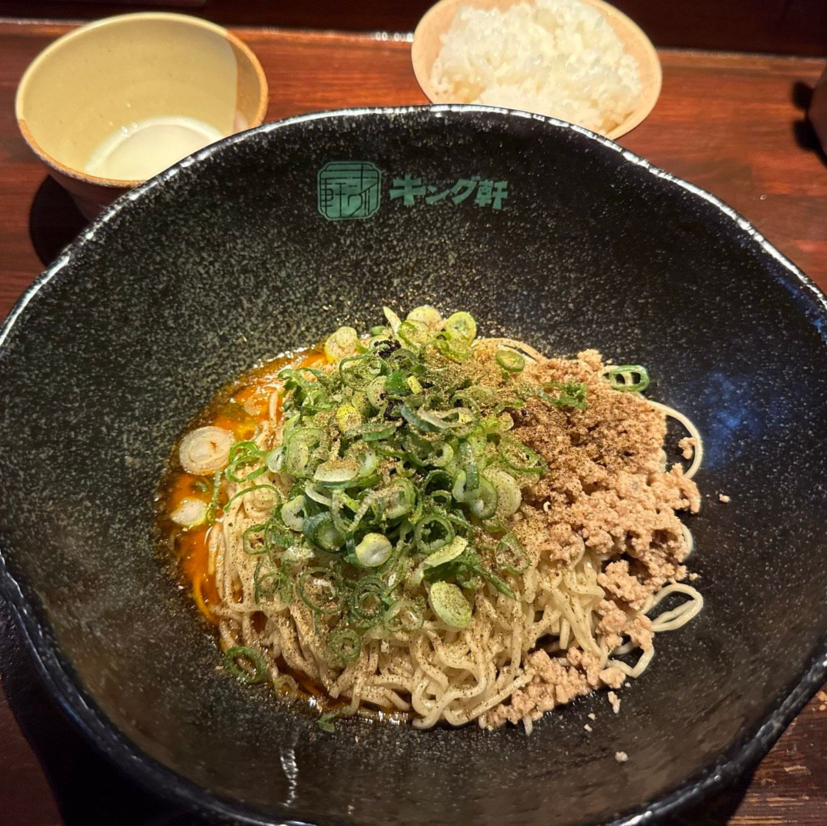 汁なし担々麺