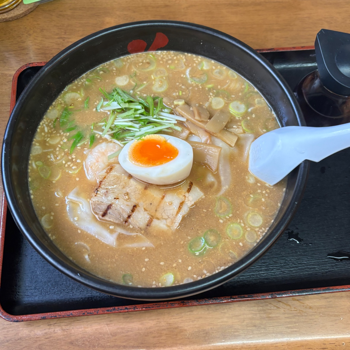 エビワンタン 和風ゴマ味噌