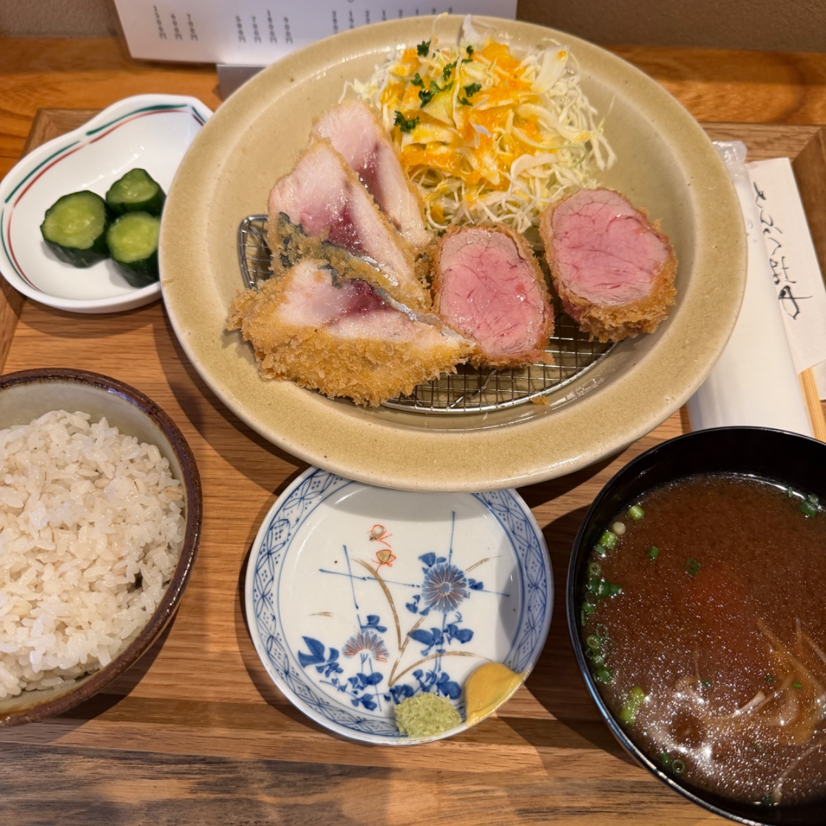 アジヒレ定食